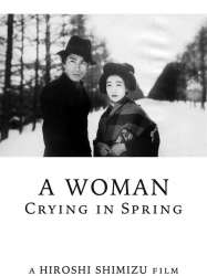 Voici les femmes du printemps qui pleure