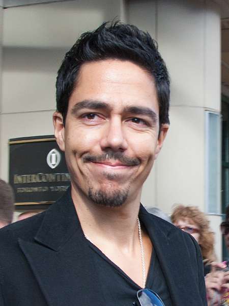 Zak Santiago