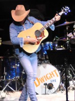 Dwight Yoakam