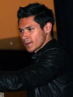 Alex Meraz