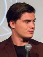 Zane Holtz