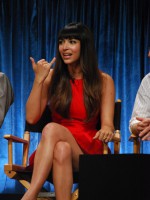 Hannah Simone