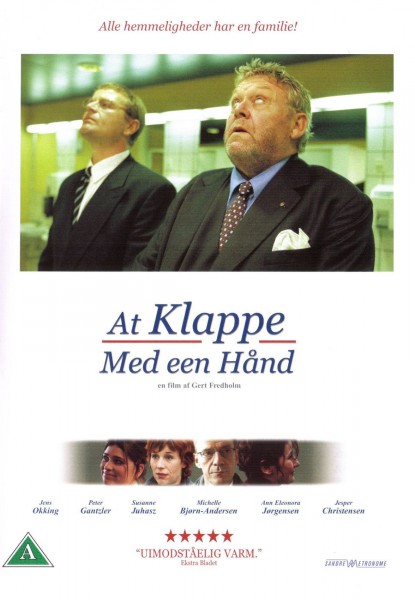 At klappe med een hånd