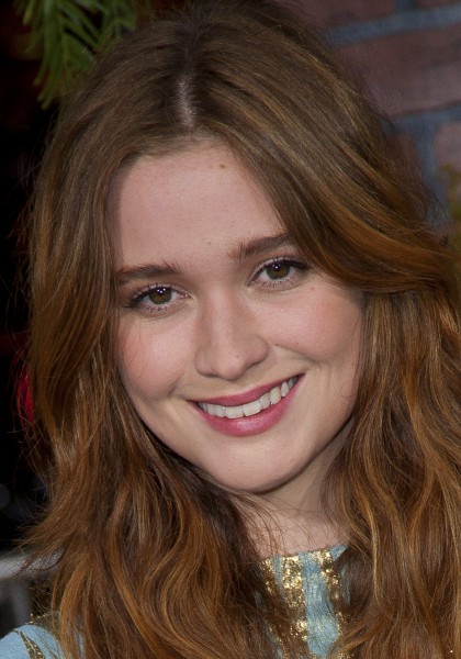 Alice Englert