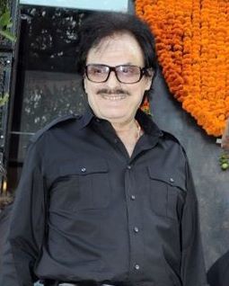 Sanjay Khan