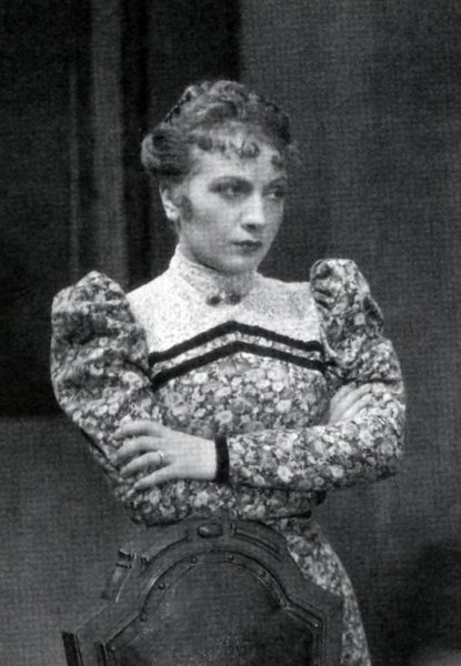 Nella Maria Bonora