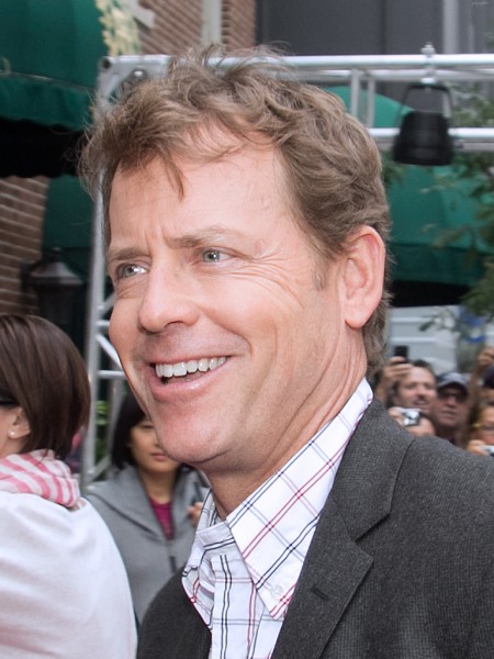 Greg Kinnear