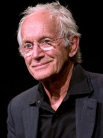 Lance Henriksen