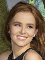 Zoey Deutch