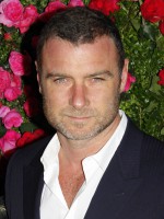 Liev Schreiber