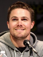 Stephen Amell