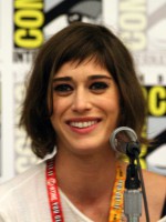 Lizzy Caplan