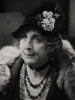 Doris Lloyd