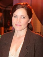 Rachel Shelley